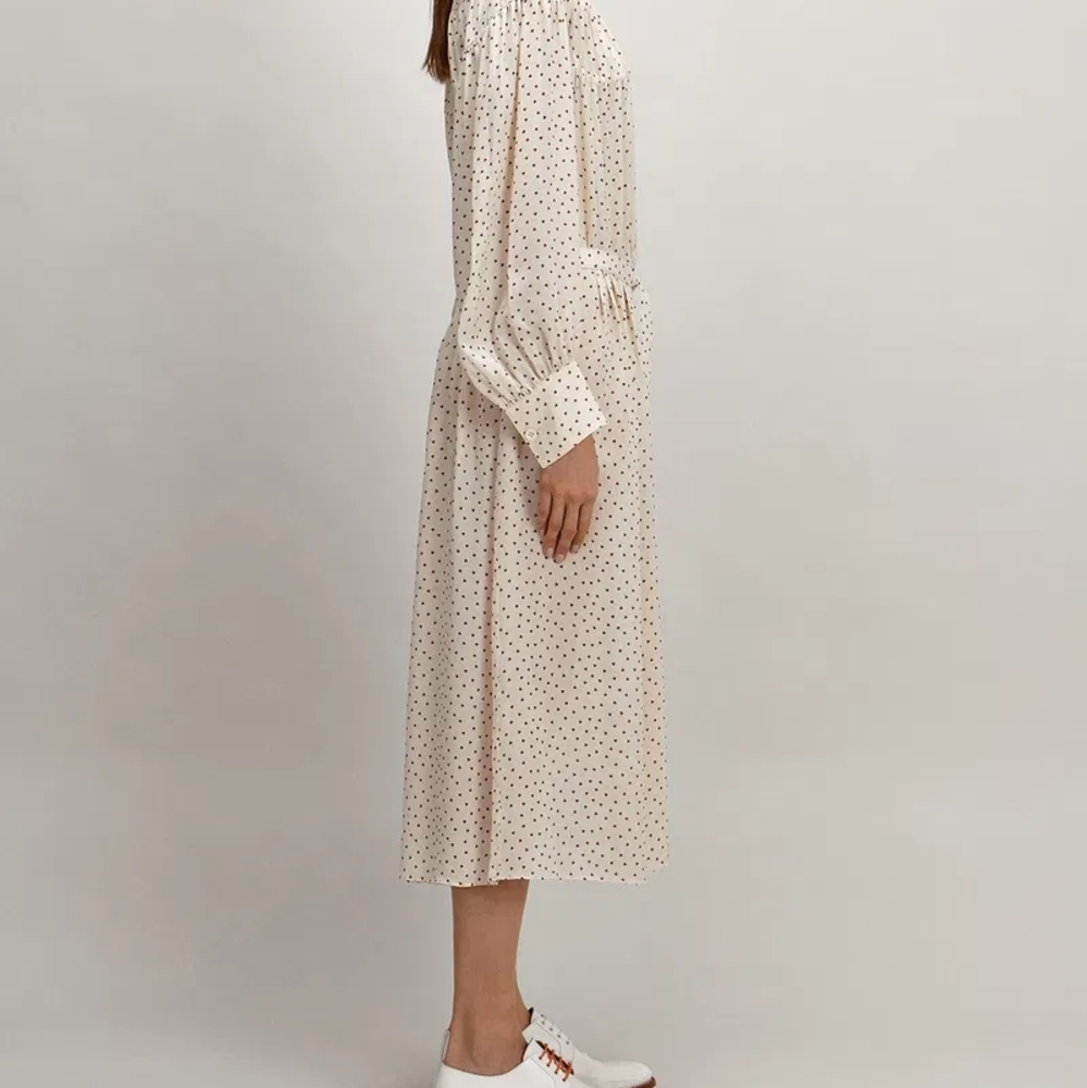 100% Silk Elegant Cream Heart Dress